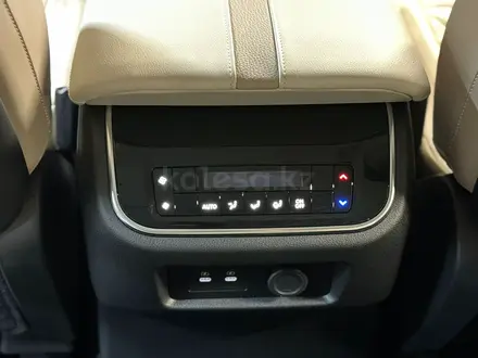 Nissan Patrol Platinum City 2025 года за 57 500 000 тг. в Астана – фото 25