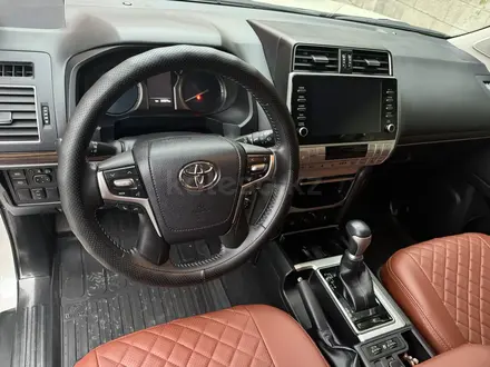 Toyota Land Cruiser Prado 2022 года за 26 500 000 тг. в Алматы – фото 12