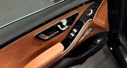 Mercedes-Maybach S 580 4MATIC 2025 годаfor155 801 340 тг. в Алматы – фото 4