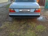 Mercedes-Benz E 200 1990 годаүшін1 900 000 тг. в Петропавловск – фото 4