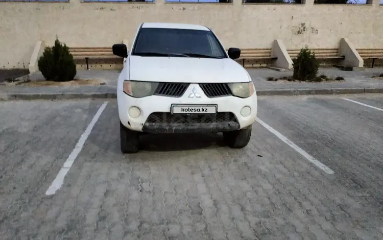 Mitsubishi L200 2006 годаүшін2 800 000 тг. в Актау