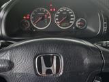 Honda CR-V 2002 года за 4 500 000 тг. в Алматы – фото 2