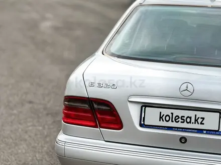 Mercedes-Benz E 320 2000 года за 6 000 000 тг. в Шымкент – фото 8