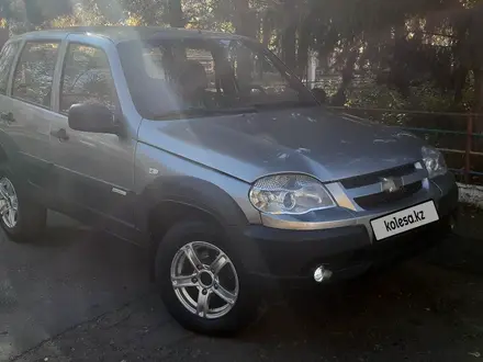 Chevrolet Niva 2015 года за 3 300 000 тг. в Петропавловск – фото 2