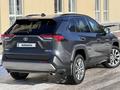 Toyota RAV4 2022 года за 15 770 000 тг. в Алматы – фото 20