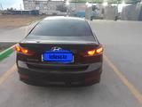 Hyundai Elantra 2018 годаүшін7 000 000 тг. в Атырау – фото 3