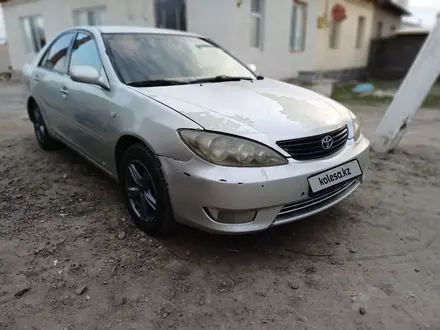 Toyota Camry 2004 года за 3 500 000 тг. в Алматы – фото 3