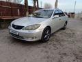 Toyota Camry 2004 года за 3 500 000 тг. в Алматы – фото 2
