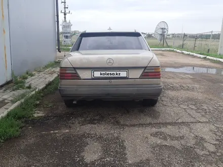 Mercedes-Benz E 200 1987 года за 1 600 000 тг. в Новоишимский