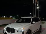 BMW X7 2022 года за 60 000 000 тг. в Костанай – фото 2