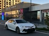 Toyota Camry 2021 годаүшін15 800 000 тг. в Шымкент – фото 3