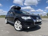 Volkswagen Touareg 2008 года за 6 600 000 тг. в Костанай