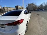 Hyundai Elantra 2018 года за 9 000 000 тг. в Астана – фото 4
