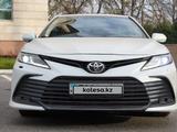 Toyota Camry 2021 годаүшін14 700 000 тг. в Алматы