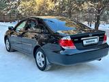 Toyota Camry 2005 года за 5 850 000 тг. в Петропавловск – фото 3