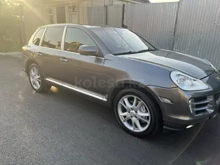 Porsche Cayenne 2007 года за 7 000 000 тг. в Алматы – фото 2