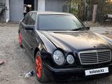 Mercedes-Benz E 220 1996 года за 1 500 000 тг. в Шымкент