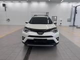 Toyota RAV4 2017 годаfor11 500 000 тг. в Астана – фото 4