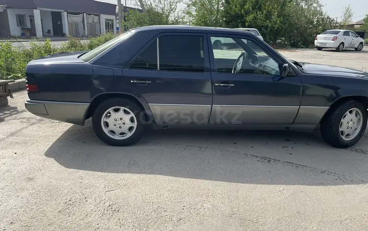 Mercedes-Benz E 300 1992 годаүшін1 100 000 тг. в Шымкент