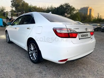 Toyota Camry 2018 года за 11 000 000 тг. в Алматы – фото 7