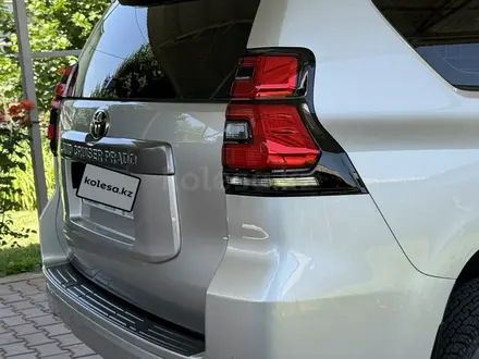 Toyota Land Cruiser Prado 2023 года за 24 850 000 тг. в Алматы – фото 10