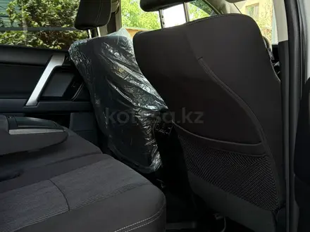 Toyota Land Cruiser Prado 2023 года за 24 850 000 тг. в Алматы – фото 17