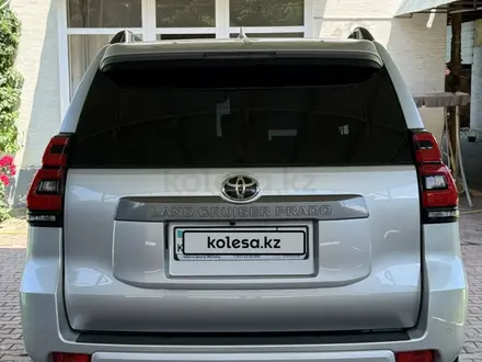 Toyota Land Cruiser Prado 2023 года за 24 850 000 тг. в Алматы – фото 6