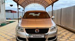 Volkswagen Passat 2006 годаүшін3 333 333 тг. в Атырау