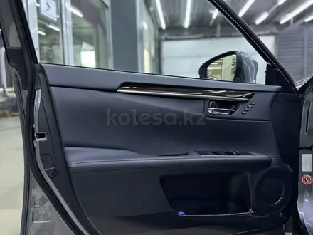 Lexus ES 350 2017 года за 21 000 000 тг. в Шымкент – фото 14