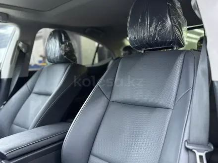 Lexus ES 350 2017 года за 21 000 000 тг. в Шымкент – фото 16