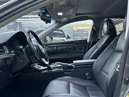 Lexus ES 350 2017 года за 21 000 000 тг. в Шымкент – фото 18