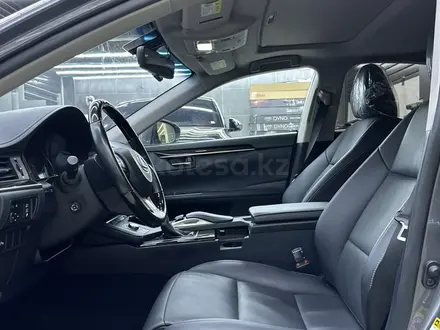 Lexus ES 350 2017 года за 17 500 000 тг. в Шымкент – фото 16