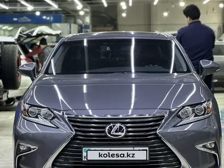 Lexus ES 350 2017 года за 17 500 000 тг. в Шымкент – фото 3