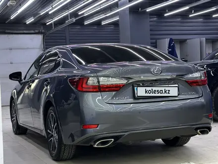 Lexus ES 350 2017 годаүшін20 500 000 тг. в Алматы – фото 30