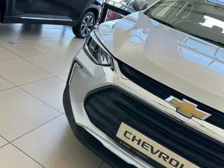 Chevrolet Tracker LT 1.2 2025 года за 10 240 000 тг. в Семей – фото 28
