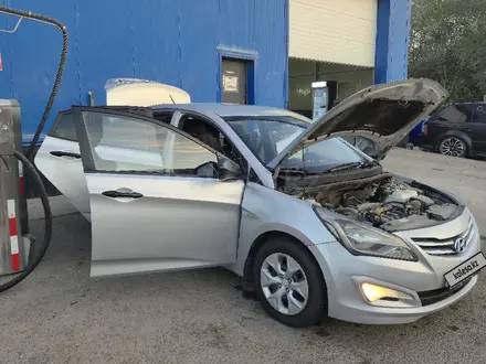 Hyundai Solaris 2015 года за 4 700 000 тг. в Астана – фото 9
