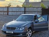 Mercedes-Benz E 320 2004 годаүшін5 200 000 тг. в Петропавловск – фото 3