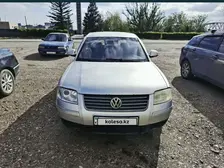 Volkswagen Passat, 2004