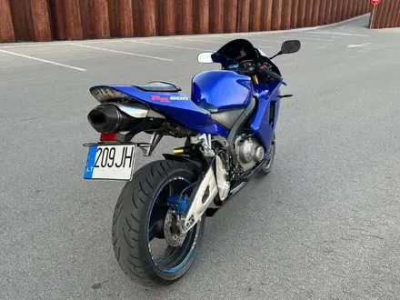 Honda  CBR 600 RR 2005 года за 2 900 000 тг. в Петропавловск – фото 3