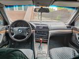 BMW 728 1997 года за 3 100 000 тг. в Кокшетау – фото 2