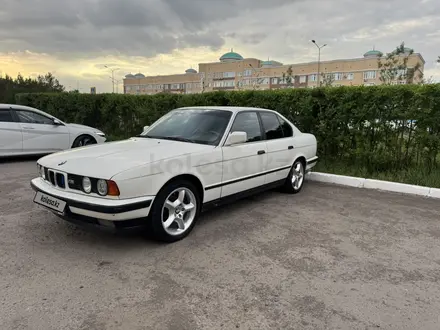 BMW 520 1991 года за 2 200 000 тг. в Астана