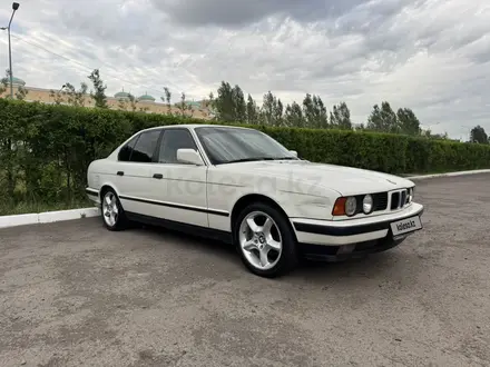 BMW 520 1991 года за 2 200 000 тг. в Астана – фото 3
