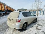 Toyota Avensis Verso 2005 года за 6 300 000 тг. в Актобе – фото 5