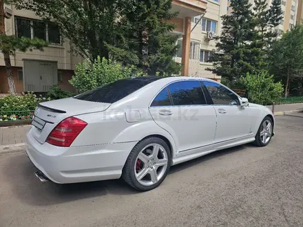 Mercedes-Benz S 500 2009 года за 8 000 000 тг. в Астана – фото 11