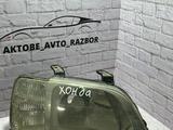 Правый фар Honda CR-V за 20 000 тг. в Актобе