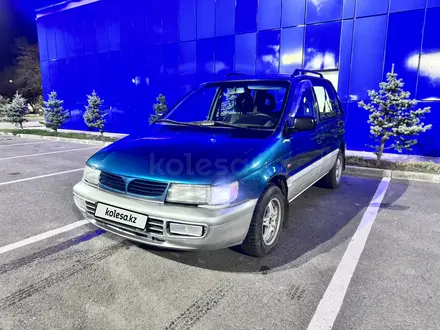 Mitsubishi Space Runner 1997 года за 1 900 000 тг. в Усть-Каменогорск – фото 11