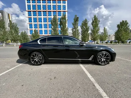BMW 730 2016 года за 22 550 000 тг. в Алматы – фото 4