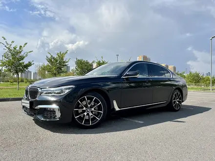 BMW 730 2016 года за 22 550 000 тг. в Алматы – фото 3