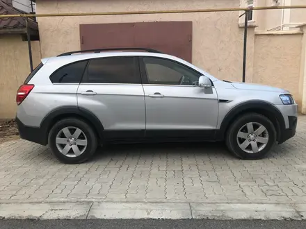 Chevrolet Captiva 2014 года за 7 000 000 тг. в Актау – фото 2