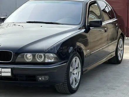 BMW 523 1998 года за 3 600 000 тг. в Шымкент – фото 2